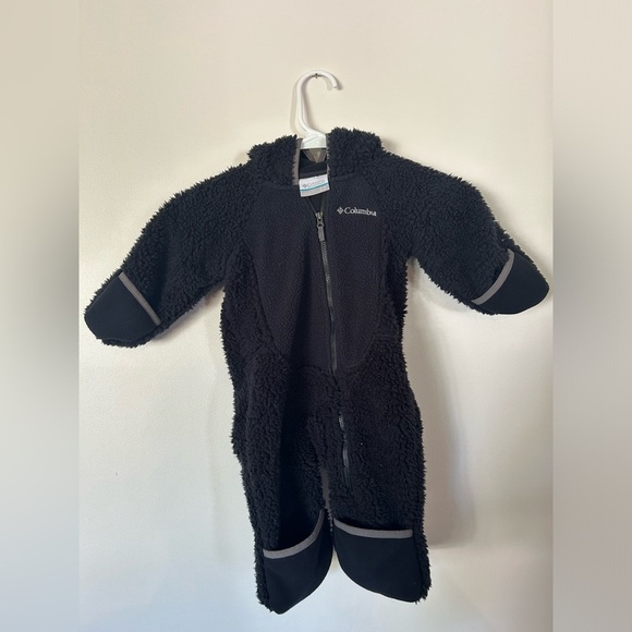 Columbia Bunting - Picture 1 of 3